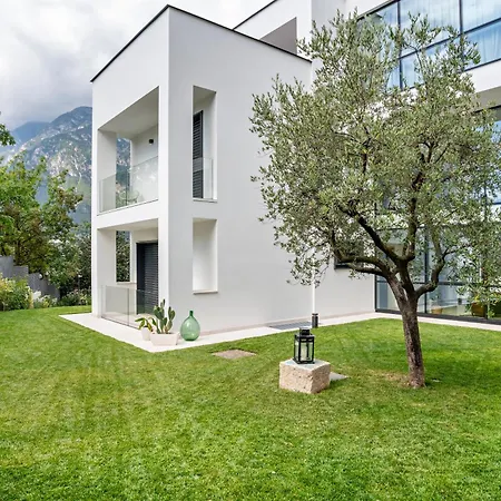 Apartment Midum Garden Nord